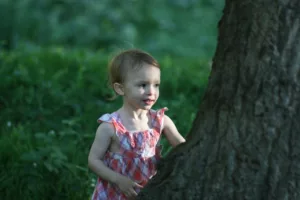 portrait enfant bébé lumière naturelle reportage photographe tours photographe grossesse tours studio photo tours photographe mariage tours