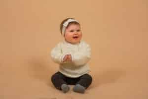 couple femme enceinte studio robe location photographe tours photographe grossesse tours studio photo tours photographe mariage tours bébé nouveau né